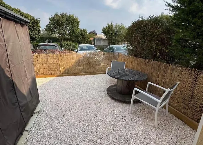 Casa de hóspedes Privee Avec Jardin Angliers (Charente-Maritime)