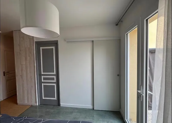 Privee Avec Jardin Angliers (Charente-Maritime)